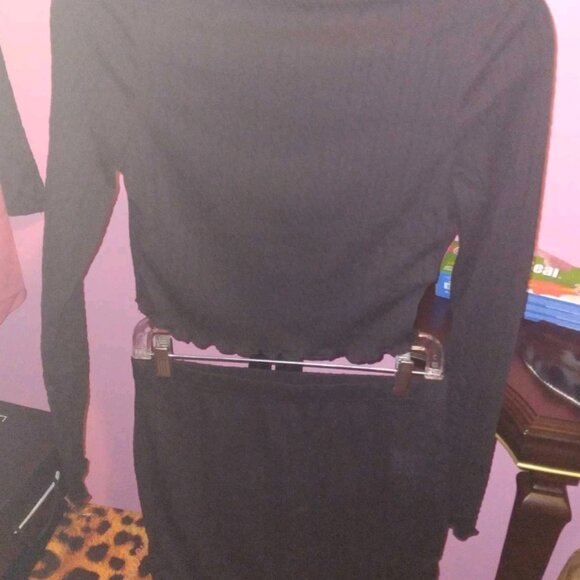 BN 2-Piece Skirt Set ✨️ - Picture 3 of 4